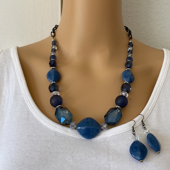 Handmade-Only Fantasy. Set of 3 necklaces. - Picture 3 of 4